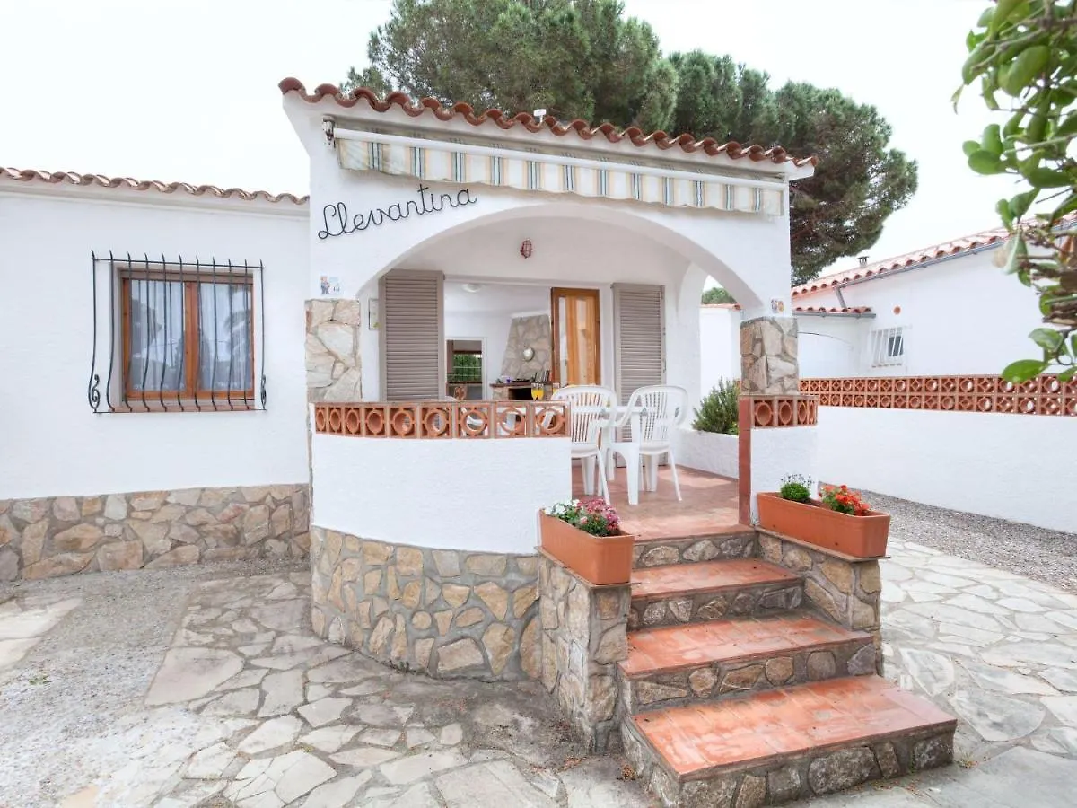 Holiday Home La Llevantina L'Escala