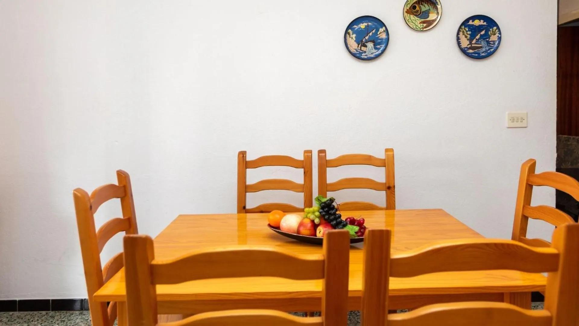 Holiday Home La Llevantina L'Escala 0*,